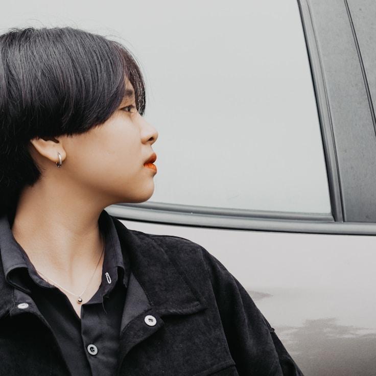 Alternative testimonial author